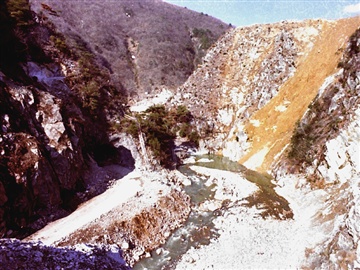 一庫ダム工事中の龍化隧道の写真